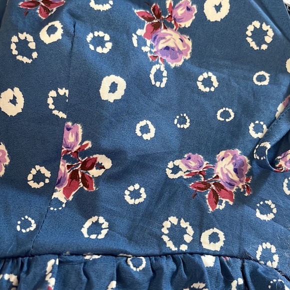 Blue puff sleeve floral summer blouse - Picture 7 of 7